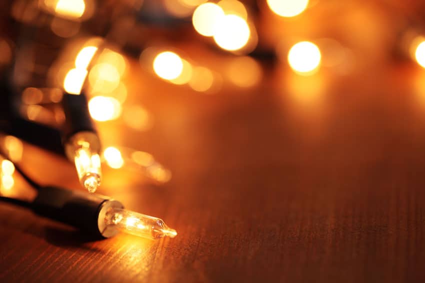 7 consejos de seguridad en la decoración de luces de Navidad – The Home
