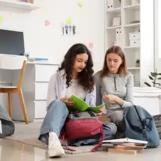 Cuarto de estudiante universitario
